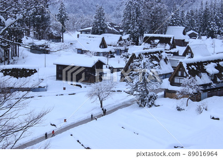 冬天的五箇山（相倉合掌造村） 89016964