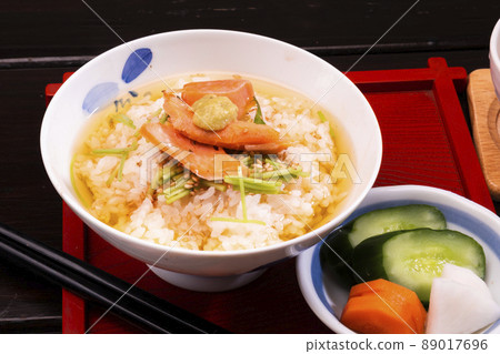 Chopped green onions Chopped green onions 89017696