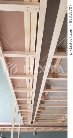 Construction site. Carpentry. Interior. Interior. Ceiling. Gypsum board 89019707