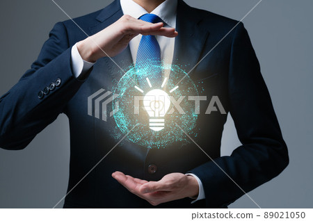 Young businessman (parts) Inspiration / innovation image 89021050