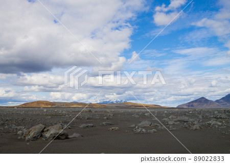 Desolate landscape along central highlands of Iceland. Desolate landscape along central highlands of Iceland. 89022833