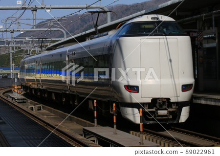 Fukuchiyama Station Series 287 "Kounotori" Fukuchiyama Station Series 287 "Kounotori" 89022961