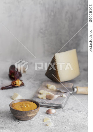 Almogrote sauce 89026108