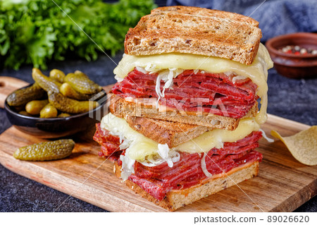 reuben sandwich with corned beef, top view 89026620
