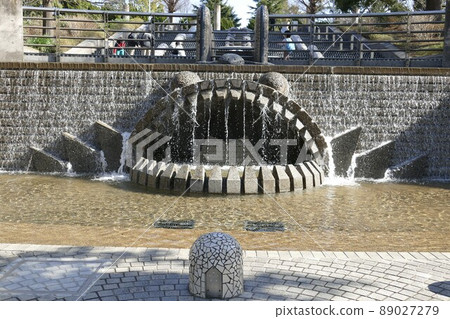 Yamashita Park, Yamashita-cho, Naka-ku, Yokohama City Stone Square Water Stairs 89027279