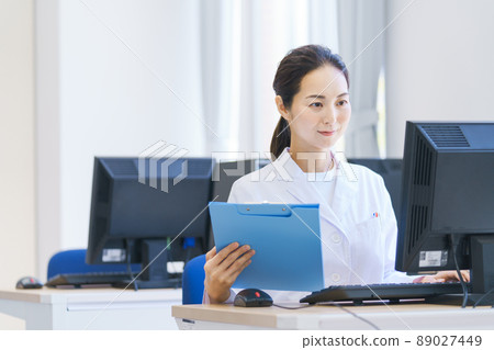 Researcher who inputs data Photographing cooperation: Japanese language school attached to Chuo Institute of Technology Researcher who inputs data Photographing cooperation: Japanese language school attached to Chuo Institute of Technology 89027449