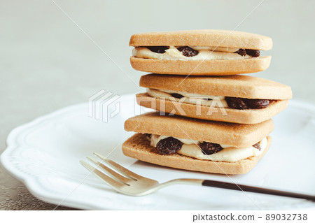 Raisin butter sand image material of butter sand 89032738