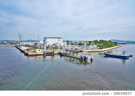 [Ferry terminal] Shinchikko, Naka-ku, Okayama City, Okayama Prefecture 89039037