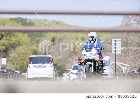 Police motorcycle to check safety at intersections 89039526