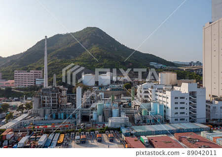 chemical industry plant, Refinery factory oil storage tank 14 April 2022 89042011