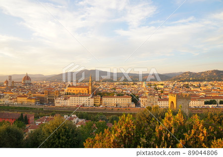 Florence sunset from Piazzale Michelangelo Florence sunset from Piazzale Michelangelo 89044806