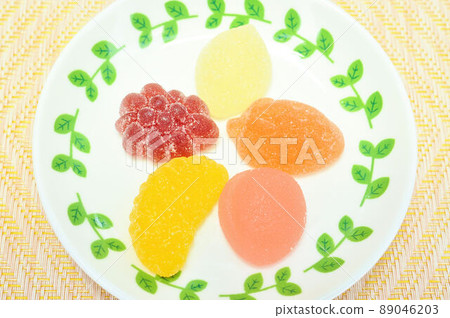 Fruit gummy 89046203