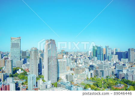 Blue sky and urban landscape material of buildings Business image View from Roppongi, Tokyo Skyscrapers 89046446