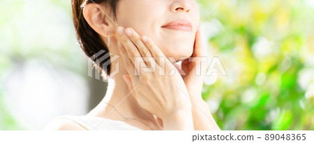 美容清新綠色女性紫外線 89048365