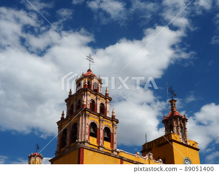View of Guanajuato, Mexico 89051400