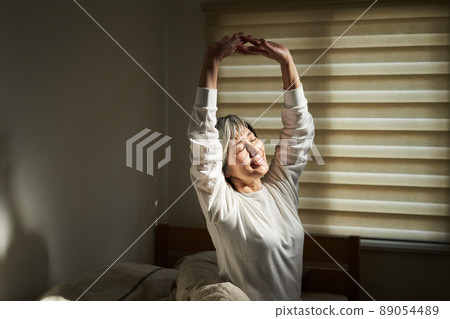 醒來的女人 醒來的女人 89054489