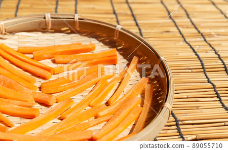 Sun-dried vegetables, dried carrots to increase nutritional value, dried carrots Sun-dried vegetables, dried carrots to increase nutritional value, dried carrots 89055710