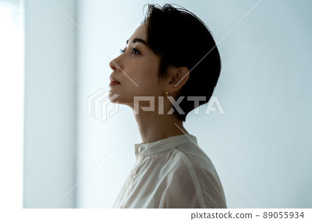無性別的中間女人 89055934