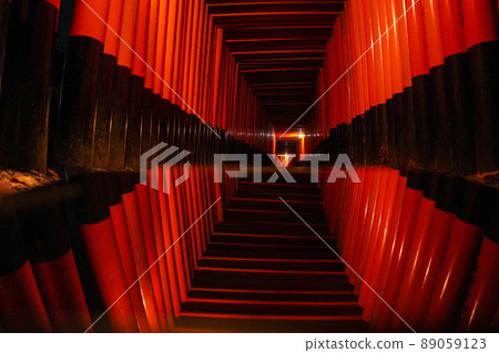 Midnight Senbon Torii Fushimi Inari Taisha Shrine Midnight Senbon Torii Fushimi Inari Taisha Shrine 89059123