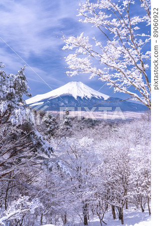 《山梨縣》冬天的富士山，20首降雪歌曲 89060922