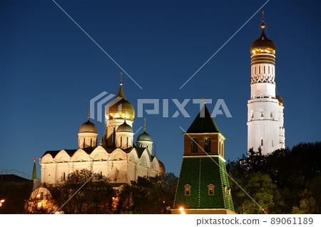 Russia, Moscow. Night view of the Kremlin 89061189