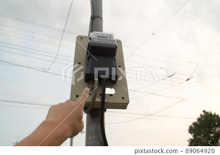 Inspection of electric box Inspection of electric box 89064920