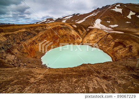 Viti sulfur lake Viti sulfur lake 89067229