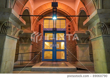 Faculty of Law, University of Tokyo Faculty of Law, University of Tokyo 89068790
