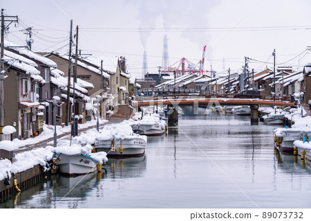 《富山縣》日本威尼斯內川的雪景 《富山縣》日本威尼斯內川的雪景 89073732