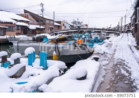 《富山縣》日本威尼斯內川的雪景 89073751