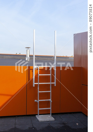The emergency stairs 89073814