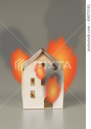 房子火災圖像 89075581
