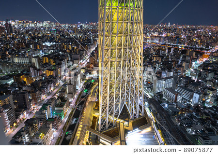 晴空塔金牌書寫與市中心夜景 89075877