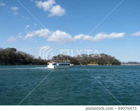 Municipal liner Urato Islands Shiogama City, Miyagi Prefecture Municipal liner Urato Islands Shiogama City, Miyagi Prefecture 89076473