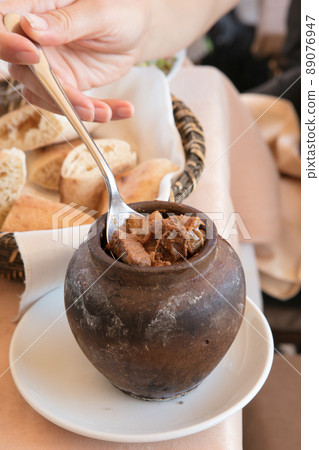 Turkish pot-grilled food Turkish pot-grilled food 89076947