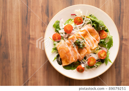 三文魚生牛肉片 三文魚生牛肉片 89079251