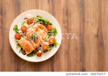 Salmon Carappcio 89079257