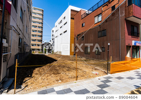 建築區的一塊空地 89084604