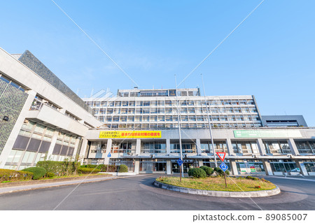 宮城縣仙台市晴天的仙台市政廳 89085007