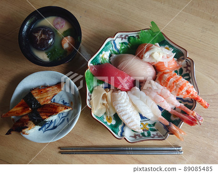 'kaisen nigiri'盤子壽司/海鮮握壽司盤（一個人） 89085485