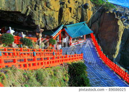 [宮崎縣]天氣晴朗的宇都神宮 89086025