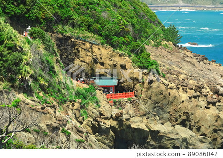 [Miyazaki Prefecture] Udo Shrine under fine weather 89086042