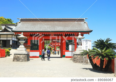 [宮崎縣]天氣晴朗的宇都神宮（Jinmon） 89086067