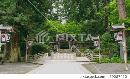 Barrier Gate and Otobashi [Daiyuzan Saijoji Temple] / Minamiashigara City, Kanagawa Prefecture 89087430