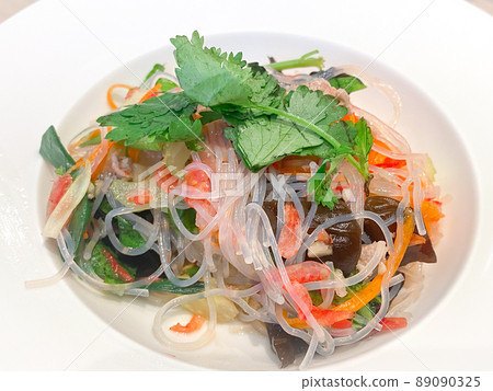 Thai food Yam Wun Sen (Thai style vermicelli salad) Thai food Yam Wun Sen (Thai style vermicelli salad) 89090325