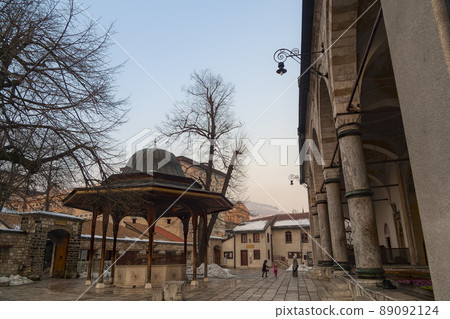 波斯尼亞和黑塞哥維那薩拉熱窩 Gazi Husrev-beg 清真寺，薩拉熱窩 89092124