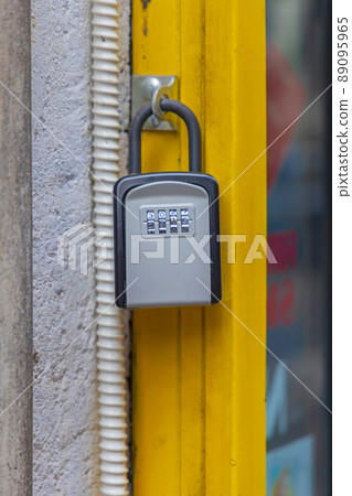 Combination Key Padlock Box Combination Key Padlock Box 89095965