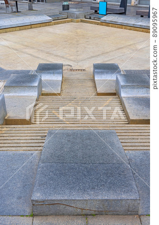 Dry Empty Granite Fountain Dry Empty Granite Fountain 89095967