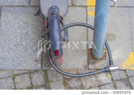 Scooter Wheel Locked Scooter Wheel Locked 89095976