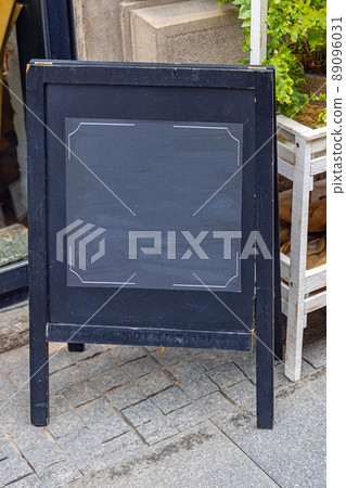 Black Chalkboard Street 89096031